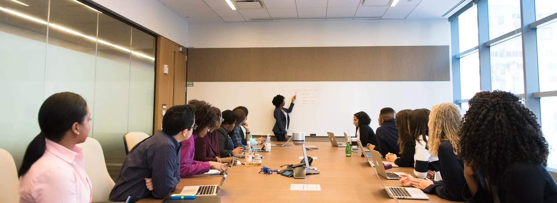 Différences entre formation intra et inter dans un centre de formation professionnelle